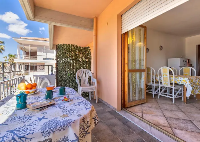 Giallo Celeste Alghero