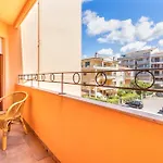 Giallo Celeste Apartment *