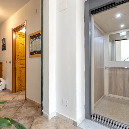 Lägenhet Giallo Celeste